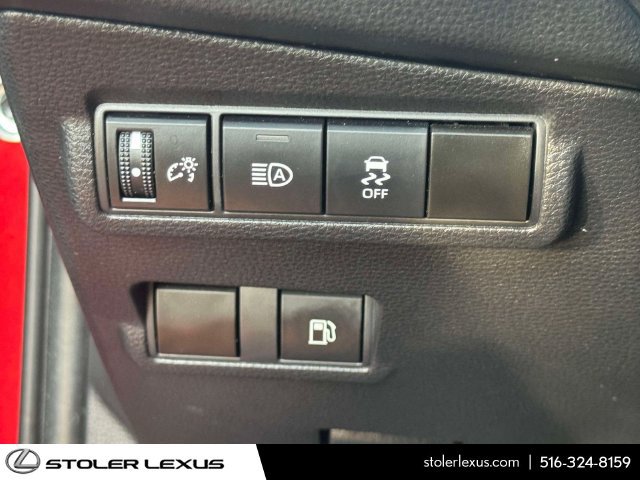 Used 2025 Toyota Corolla Cross AWD Hybrid w/ Moonroof Package image 24