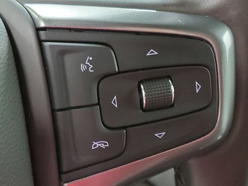 Used 2024 Chevrolet Tahoe LT w/ Luxury Package image 33