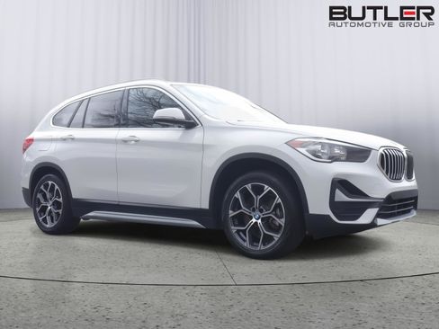 Used 2021 BMW X1 sDrive28i image 9
