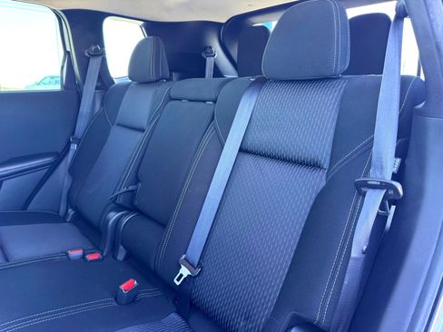 Used 2022 Mitsubishi Outlander ES image 16