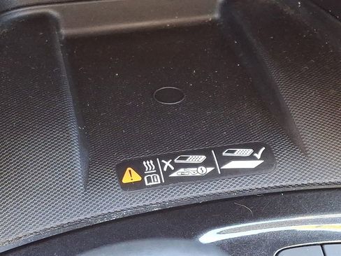 Certified 2024 Chevrolet Equinox Premier image 26