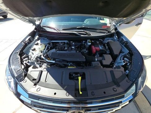 Used 2025 Nissan Rogue S image 27