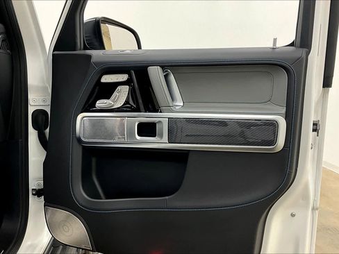 Certified 2025 Mercedes-Benz G 580 w/ EQ Technology image 25