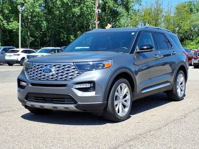 Certified 2023 Ford Explorer Platinum w/ Technology Package