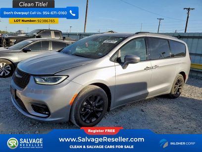 Used 2021 Chrysler Pacifica Touring w/ S Appearance Package