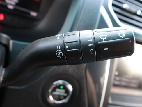 Used 2016 Ford Explorer Limited image 34