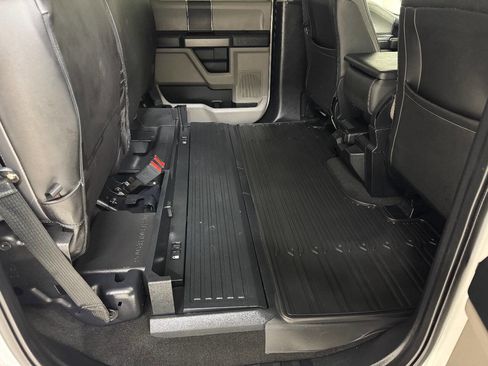 Used 2020 Ford F250 XLT image 41