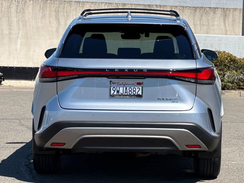 Used 2026 Lexus RX 350h w/ Convenience Package AWD/4WD image 8