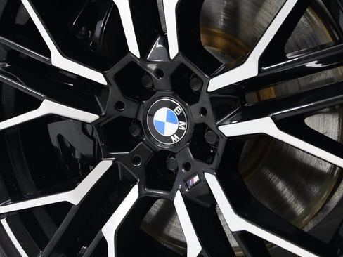 Used 2025 BMW M850i xDrive Coupe w/ M Sport Professional Package image 17