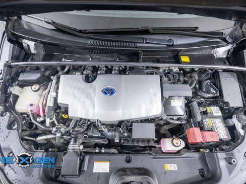 Used 2017 Toyota Prius Prime Premium w/ Carpet Mat Package FWD image 51