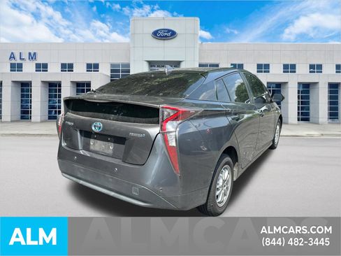 Used 2018 Toyota Prius Two w/ Prius Two Safety Plus Package FWD image 5