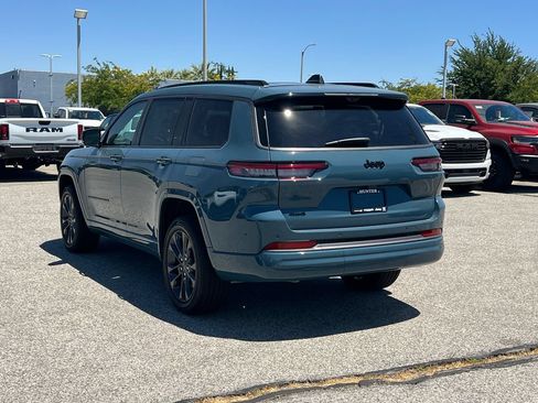 New 2026 Jeep Grand Cherokee L Limited AWD/4WD image 4