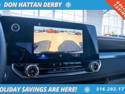 Used 2023 Chevrolet Colorado Z71 w/ Advanced Trailering Package image 8