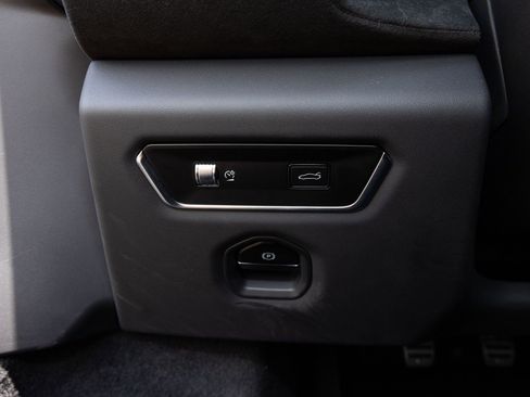 Used 2024 Lotus Emira First Edition image 23