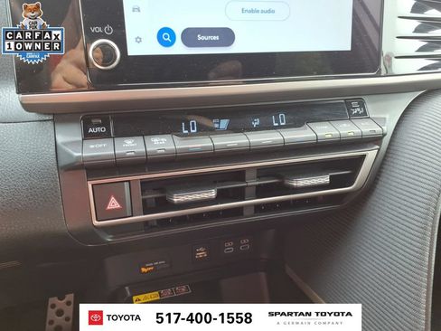 Used 2026 Toyota Camry SE FWD image 21