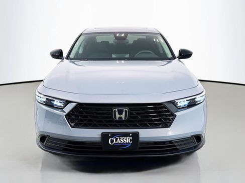 New 2025 Honda Accord SE image 2