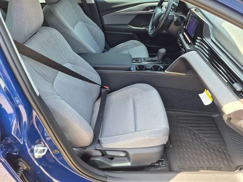 Used 2026 Toyota Camry LE FWD image 30