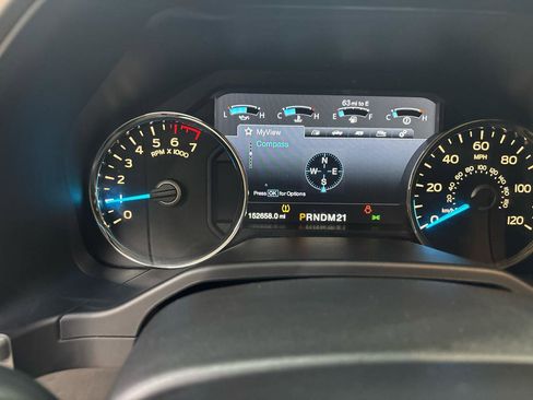 Used 2015 Ford F150 Lariat w/ Equipment Group 501A Mid AWD/4WD image 32