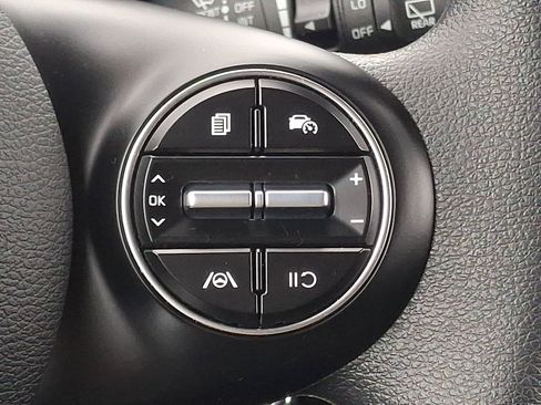 Used 2024 Kia Soul LX w/ Option Group 015 FWD image 21