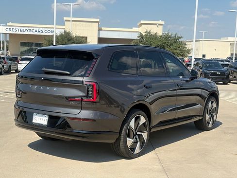 New 2025 Volvo EX90 Plus w/ Protection Package Premier image 5