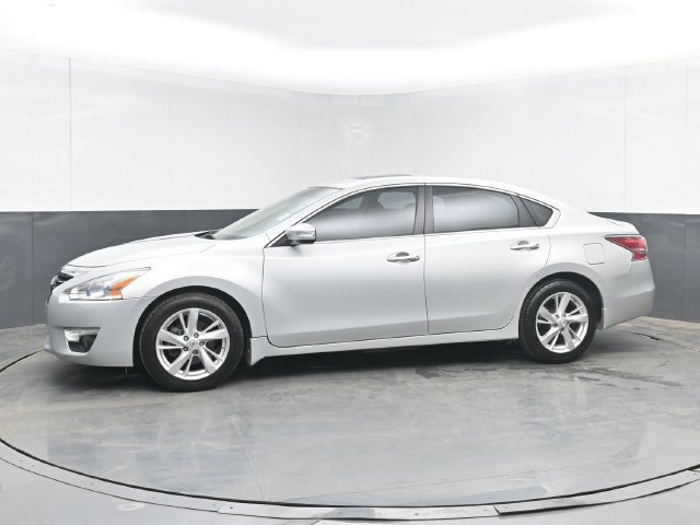 Used 2014 Nissan Altima 2.5 SV w/ Convenience Package FWD image 11