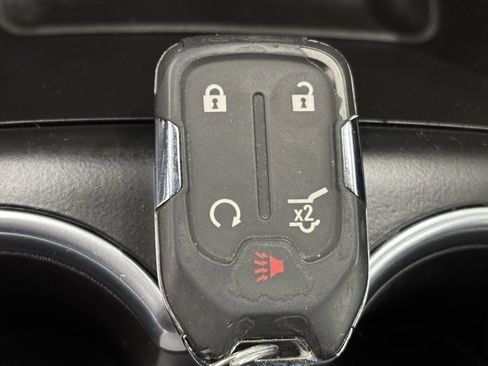 Used 2020 GMC Terrain SLT w/ Preferred Package image 29