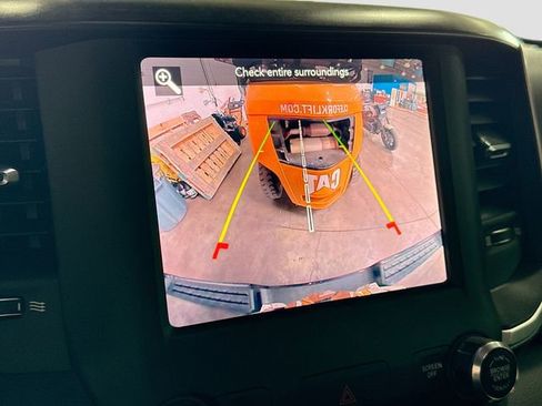 Used 2019 RAM 1500 Big Horn AWD/4WD image 14