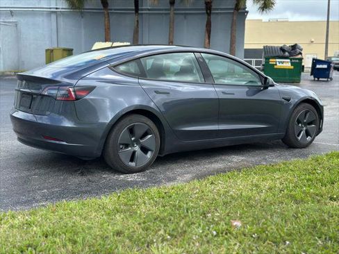 Used 2023 Tesla Model 3 Standard Range image 8