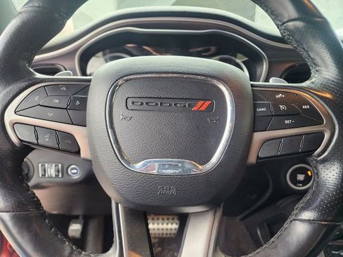 Used 2019 Dodge Challenger GT w/ Plus Package RWD image 6