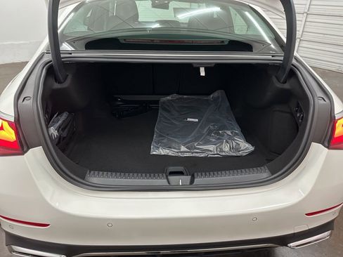 Used 2026 Mercedes-Benz E 350 Sedan image 25