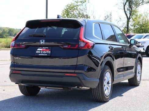 Used 2025 Honda CR-V LX image 9