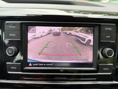 Used 2024 Volkswagen Taos S FWD image 20