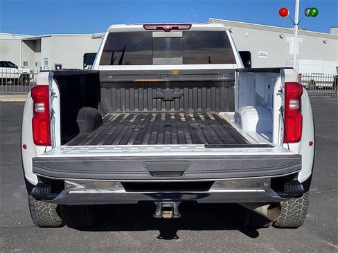 Used 2024 Chevrolet Silverado 3500 LTZ w/ LTZ Convenience Package image 27