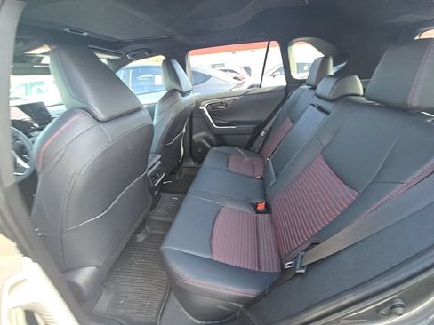 Used 2025 Toyota RAV4 XSE AWD/4WD image 4