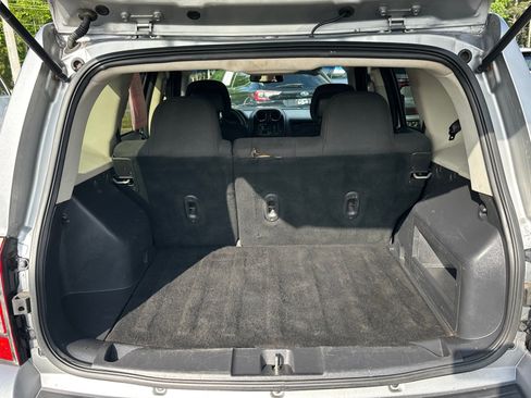 Used 2016 Jeep Patriot Sport w/ Power Value Group FWD image 17