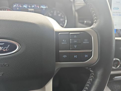 Used 2022 Ford Expedition XLT RWD image 18