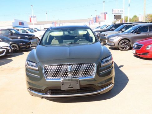 Certified 2022 Lincoln Nautilus Reserve image 4