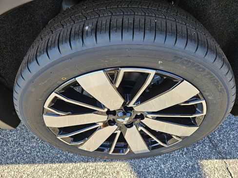 New 2026 Mitsubishi Outlander SEL image 11