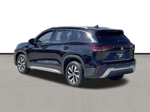 New 2025 Volkswagen Tiguan S image 7