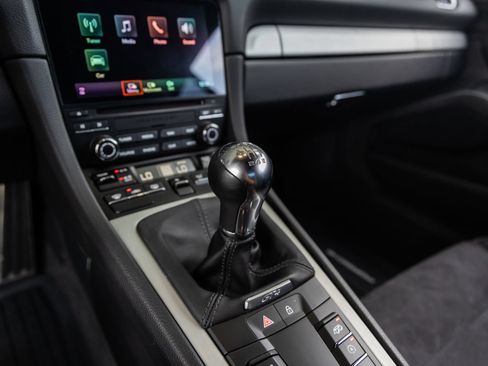 Certified 2020 Porsche 718 Cayman GT4 RWD image 39