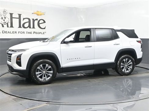 New 2026 Chevrolet Equinox LT w/ Convenience Package II image 10