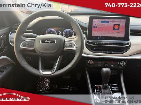Used 2024 Jeep Compass Limited w/ Elite Group AWD/4WD image 6