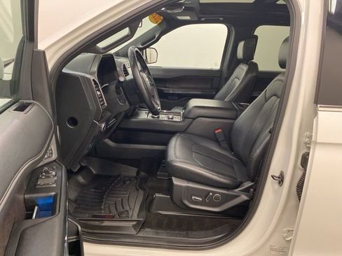 Used 2020 Ford Expedition Limited w/ Equipment Group 302A image 8