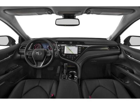 Used 2019 Toyota Camry LE FWD image 8