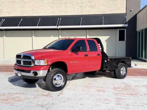 Used 2005 Dodge Ram 3500 Truck SLT AWD/4WD image 1