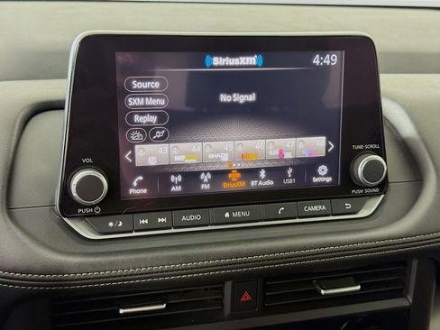 Used 2024 Nissan Rogue SV FWD image 17