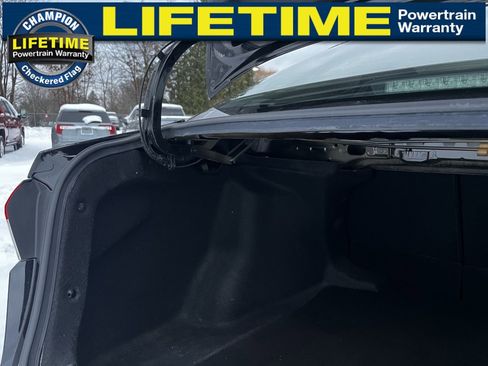 Used 2024 Toyota Corolla LE image 22