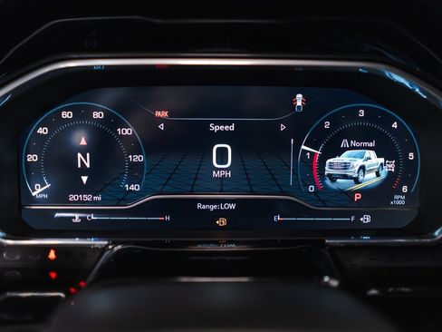 Used 2023 GMC Sierra 1500 Elevation w/ Preferred Package image 13