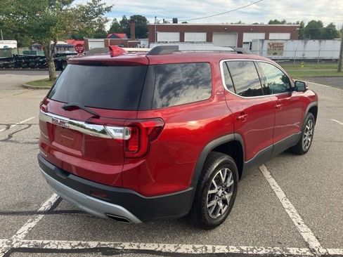 Used 2023 GMC Acadia SLT FWD image 5