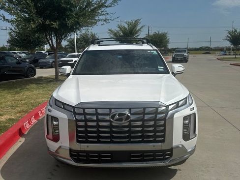 Used 2023 Hyundai Palisade Calligraphy AWD/4WD image 9